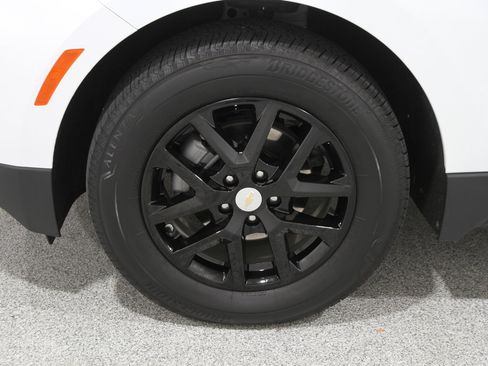 Certified 2022 Chevrolet Equinox LS image 21