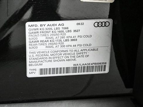 Certified 2023 Audi e-tron Premium Plus w/ Premium Plus Package image 26