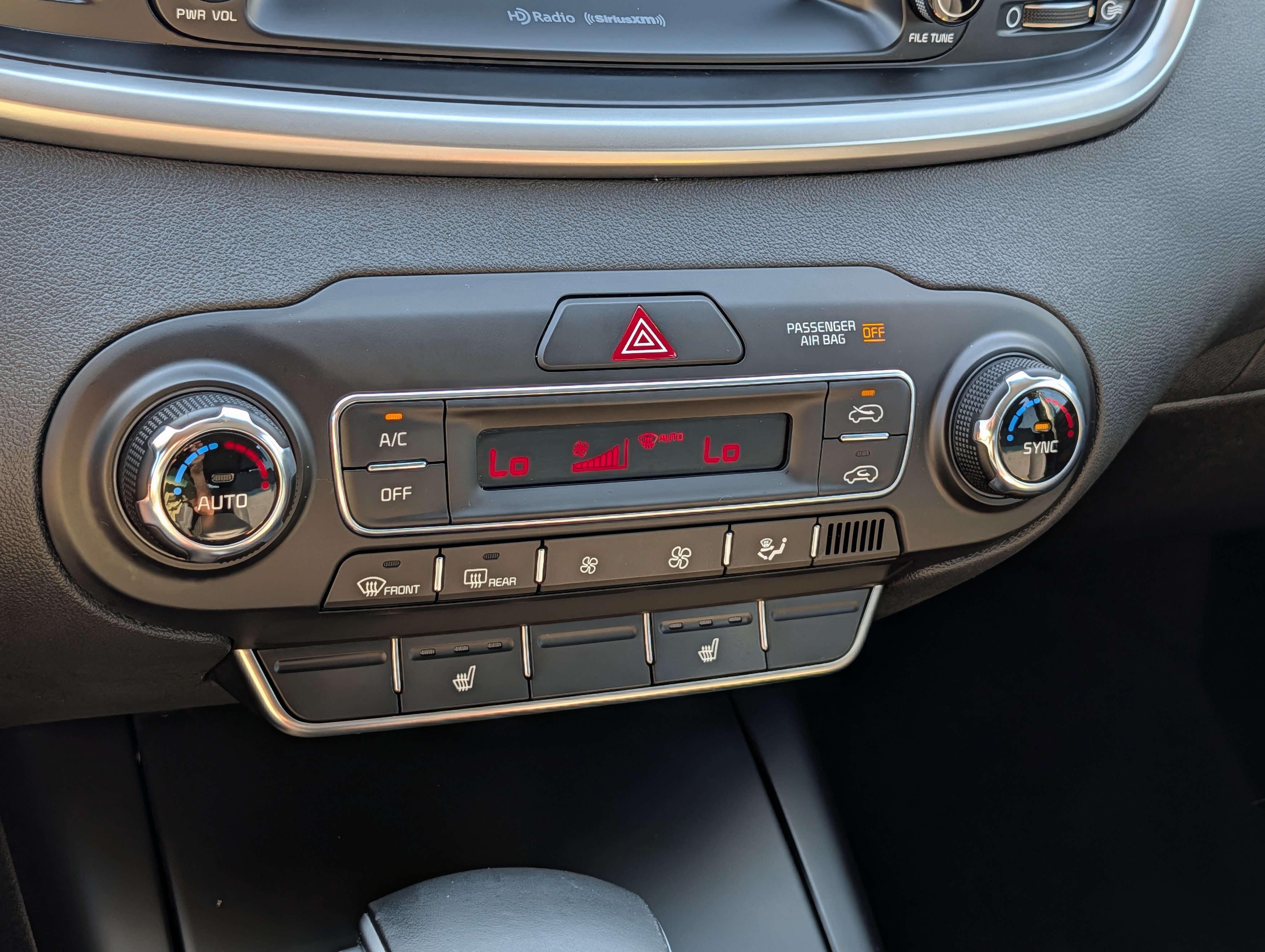 Used 2019 Kia Sorento FWD w/ LX Convenience Package image 23