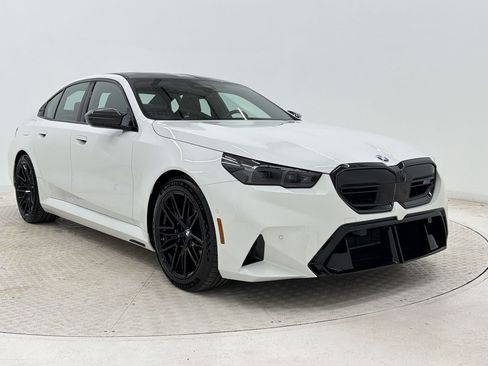 New 2027 BMW M5 w/ Carbon Package AWD/4WD image 7