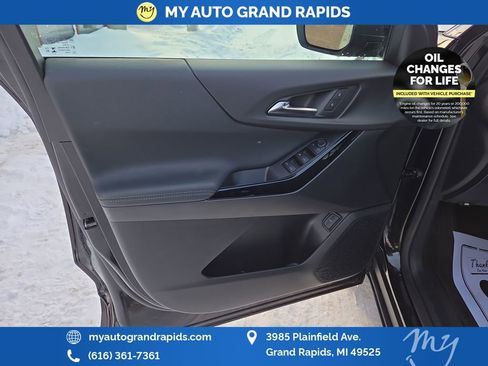 Used 2026 Chevrolet Equinox LT w/ Convenience Package II image 10