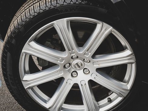 Used 2017 Volvo XC90 T6 Inscription image 4