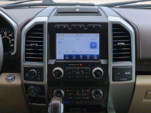 Certified 2020 Ford F150 Lariat w/ Equipment Group 502A Luxury AWD/4WD image 16