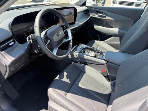 New 2026 Audi Q3 quattro 2.0T AWD/4WD image 6
