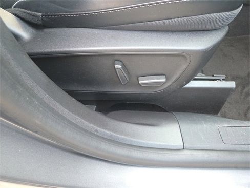 Used 2023 Ford Escape Platinum image 35