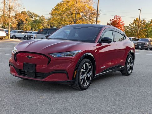 Used 2023 Ford Mustang Mach-E Premium image 7