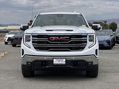 New 2026 GMC Sierra 1500 SLT w/ SLT Premium Plus Package AWD/4WD image 2
