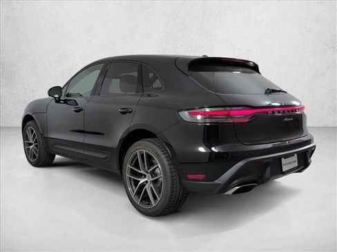 New 2026 Porsche Macan image 3