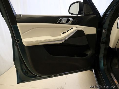 Certified 2024 BMW X5 xDrive40i w/ Premium Package image 28