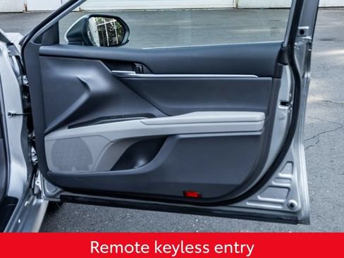 Used 2023 Toyota Camry LE FWD image 17