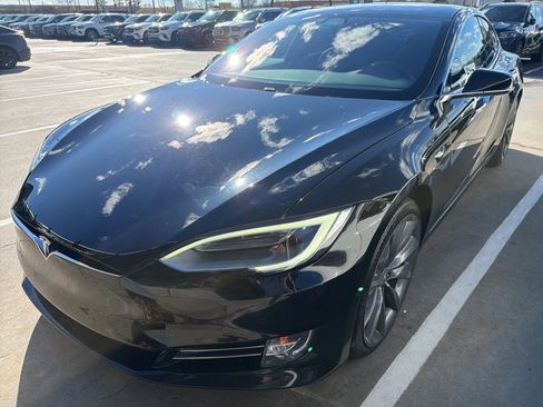 Used 2021 Tesla Model S Long Range image 2
