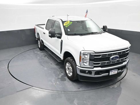Used 2025 Ford F250 XLT image 25
