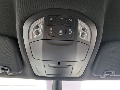 New 2026 Chrysler Pacifica Select w/ S Appearance Package image 34