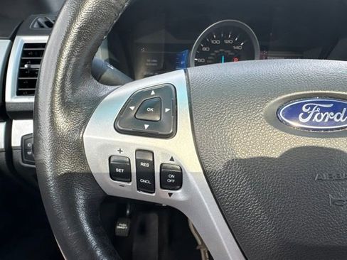 Used 2014 Ford Explorer XLT w/ Equipment Group 202A AWD/4WD image 25