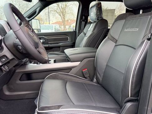 New 2026 RAM 2500 Laramie w/ Night Edition AWD/4WD image 15