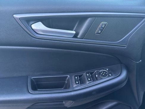 Used 2022 Ford Edge SE w/ Cargo Accessory Package image 19