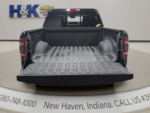 Used 2019 RAM 1500 Laramie AWD/4WD image 28