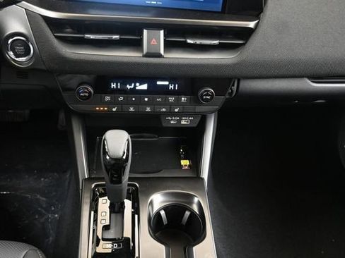 Certified 2026 Subaru Outback Limited AWD/4WD image 29