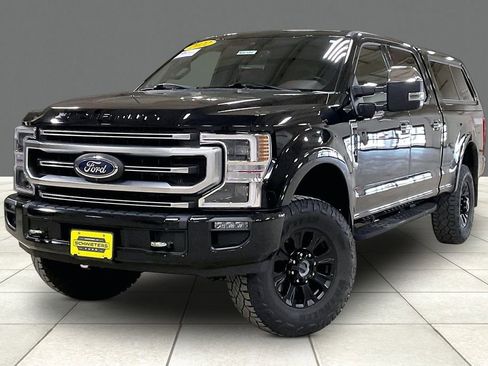Certified 2022 Ford F250 Platinum w/ Tremor Off-Road Package AWD/4WD image 2