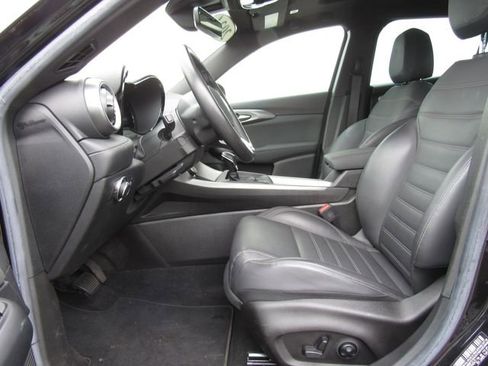 Used 2024 Alfa Romeo Tonale Ti w/ Active Assist Package AWD/4WD image 10
