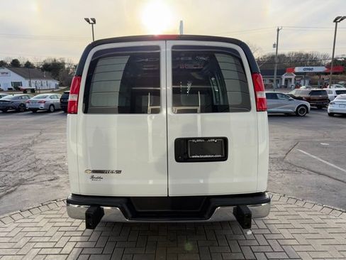 Used 2024 Chevrolet Express 2500 w/ Driver Convenience Package image 8
