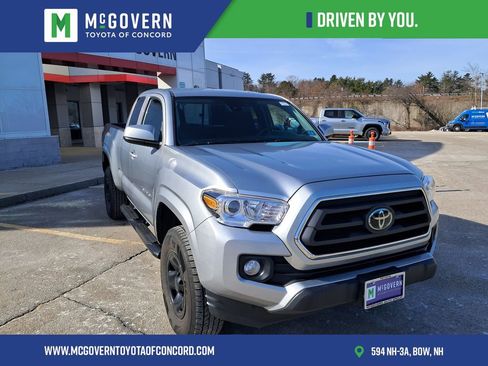 Used 2023 Toyota Tacoma SR5 RWD image 8