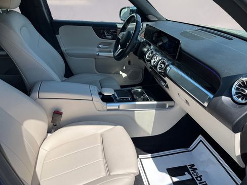 Certified 2021 Mercedes-Benz GLB 250 4MATIC image 15