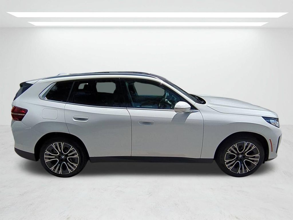 New 2026 BMW X3 xDrive30i w/ Convenience Package AWD/4WD image 3