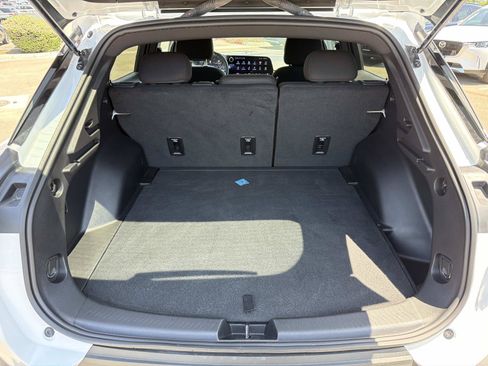 Used 2025 Chevrolet Equinox EV LT FWD image 19
