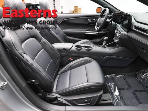 Used 2025 Ford Mustang Premium RWD image 22