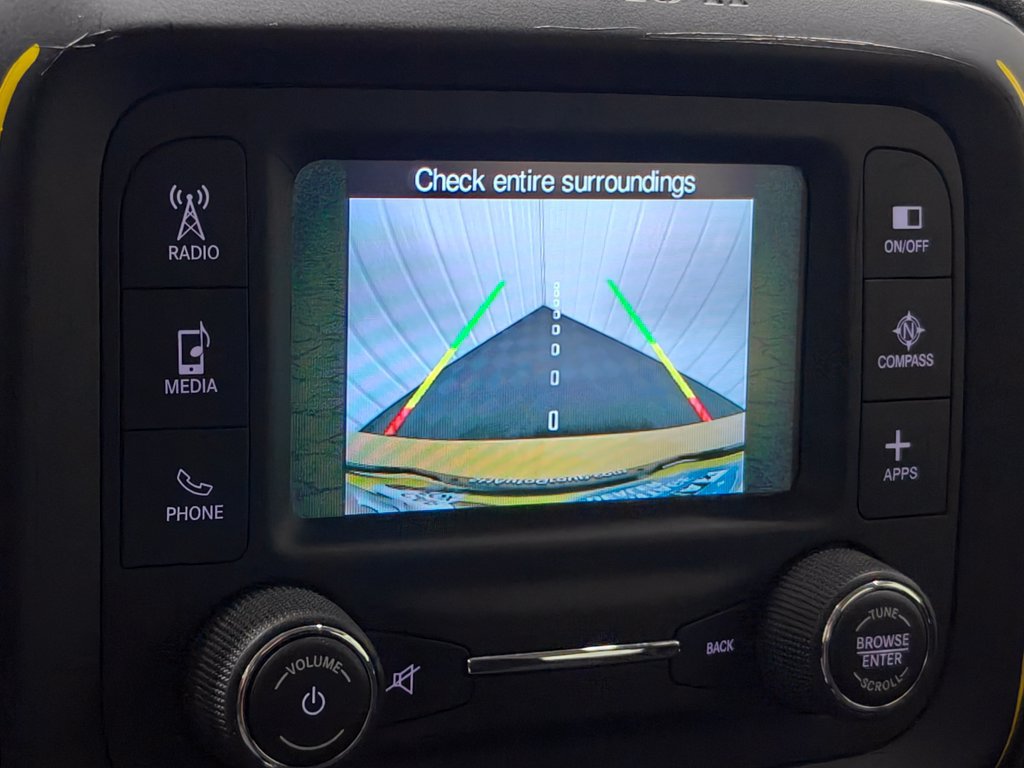 Used 2016 Jeep Renegade Latitude FWD image 7