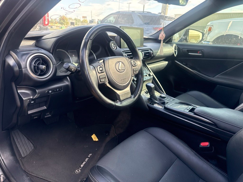 Used 2021 Lexus IS 300 w/ Comfort Package RWD image 8