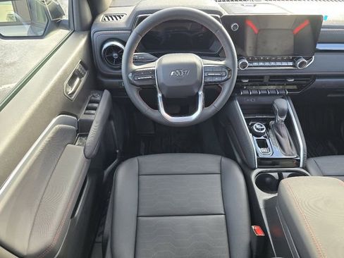 New 2025 Chevrolet Colorado Z71 w/ Technology Package AWD/4WD image 13