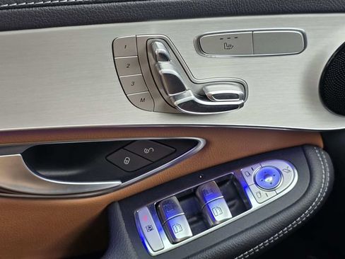 Certified 2022 Mercedes-Benz GLC 43 AMG 4MATIC image 22