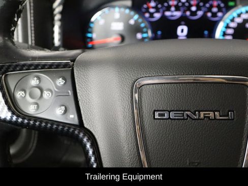 Used 2018 GMC Sierra 1500 Denali w/ Denali Ultimate Package AWD/4WD image 8