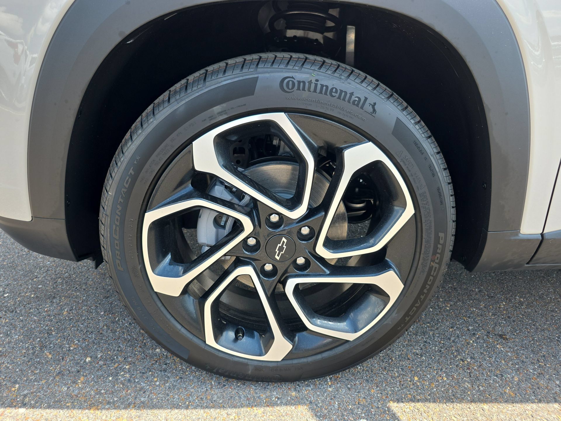 New 2026 Chevrolet Trax RS w/ Driver Confidence Package FWD image 9