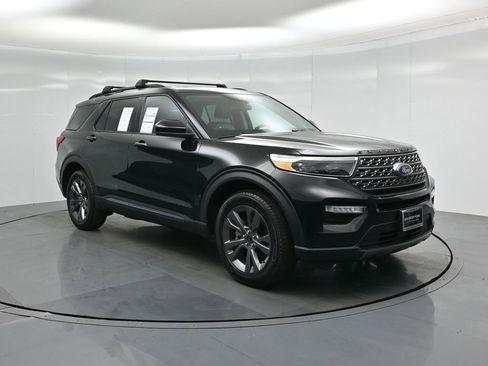 Certified 2023 Ford Explorer XLT w/ Equipment Group 202A image 62