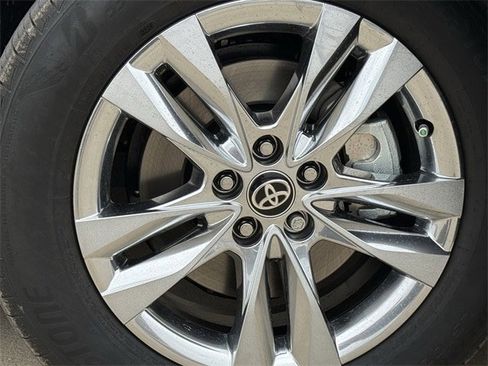 New 2026 Toyota Sienna Limited image 10