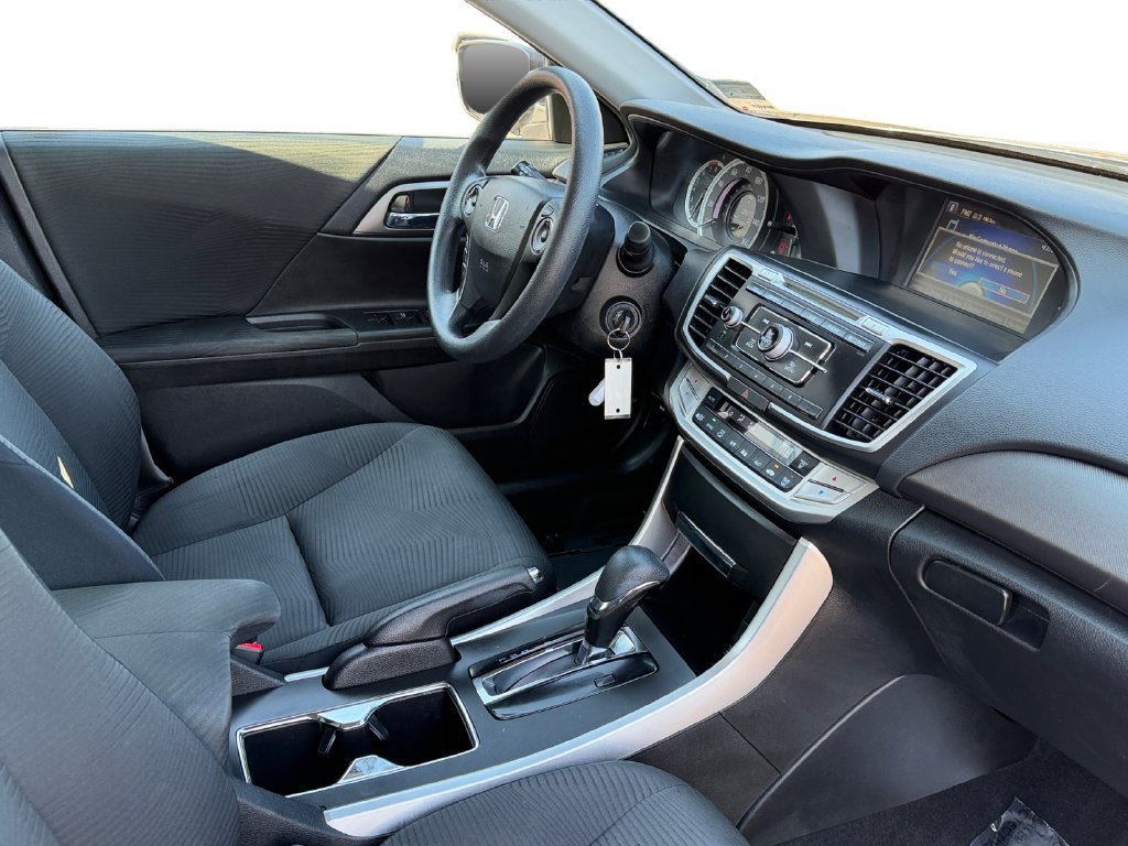 Used 2015 Honda Accord LX image 7
