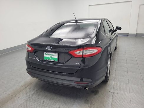 Used 2015 Ford Fusion SE image 7
