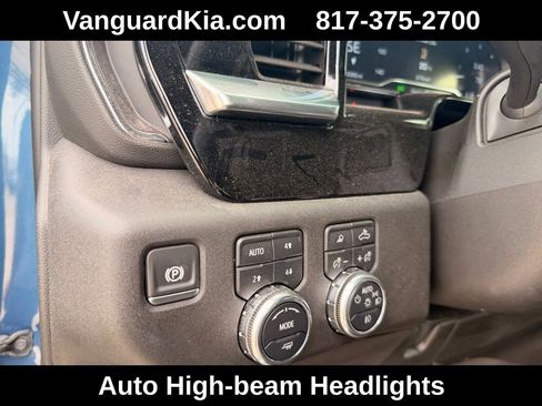 Used 2024 GMC Sierra 3500 SLT w/ SLT Convenience Package image 16