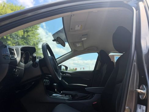 Used 2016 MAZDA MAZDA3 i Sport FWD image 17
