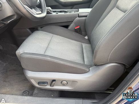 Used 2025 Nissan Rogue SV image 13