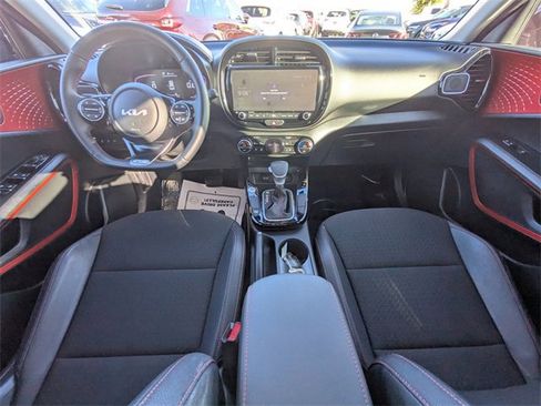 Used 2023 Kia Soul GT-Line image 12