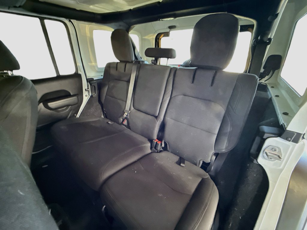 Certified 2023 Jeep Wrangler Unlimited AWD/4WD image 24