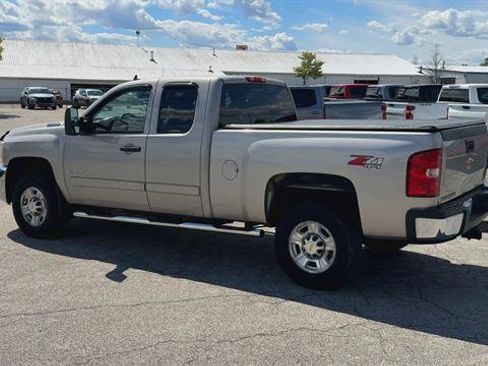 Used 2008 Chevrolet Silverado 2500 LT w/ 2LT Convenience Package AWD/4WD image 6