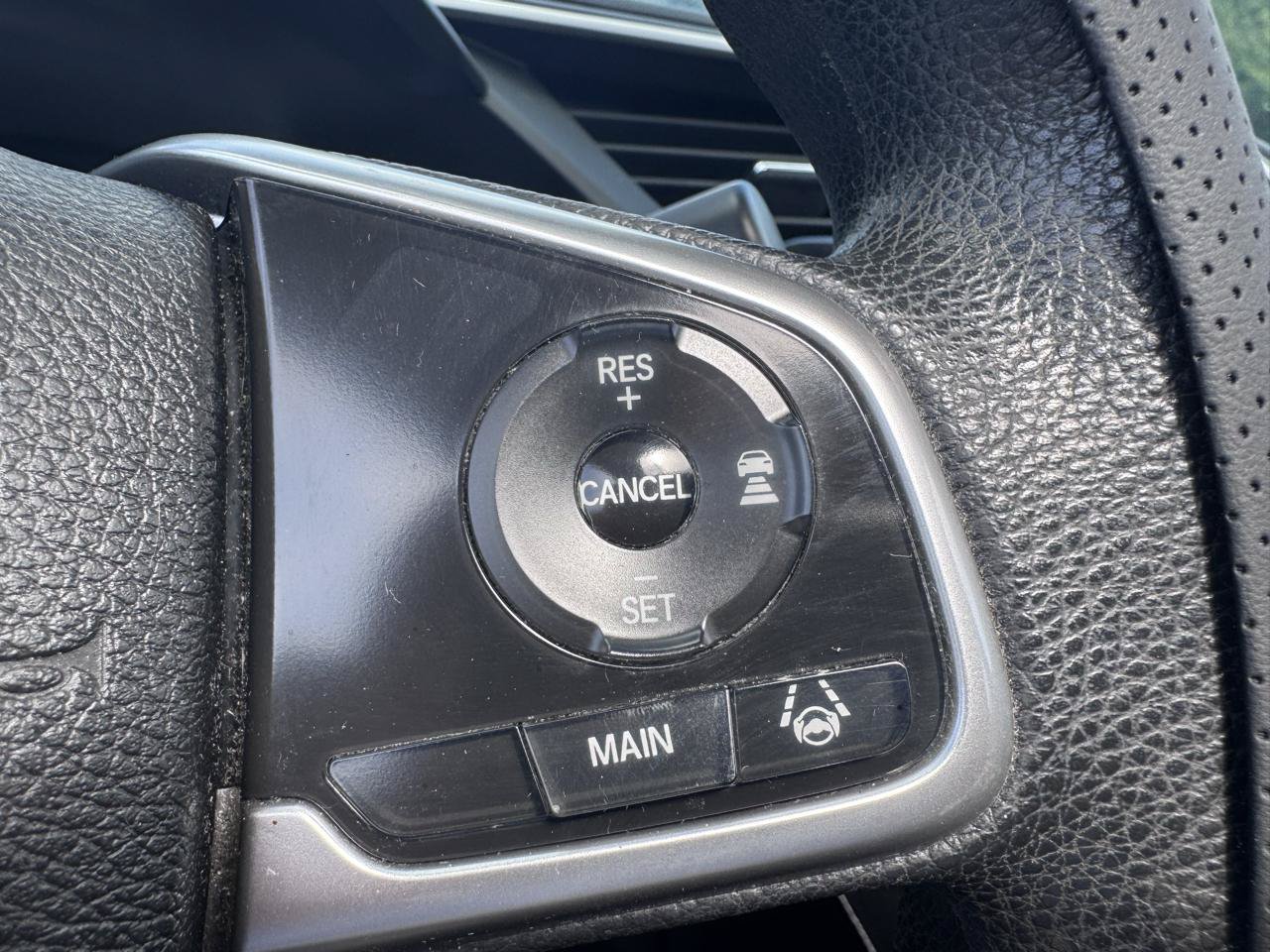 Used 2017 Honda Civic EX-T image 19