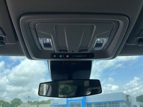 Certified 2024 Chevrolet Silverado 1500 LT w/ Z71 Off-Road Package image 31