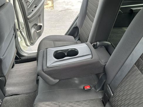 Used 2019 Nissan Rogue S w/ Special Edition Package AWD/4WD image 33