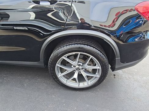 Used 2022 Mercedes-Benz GLC 300 4MATIC image 12